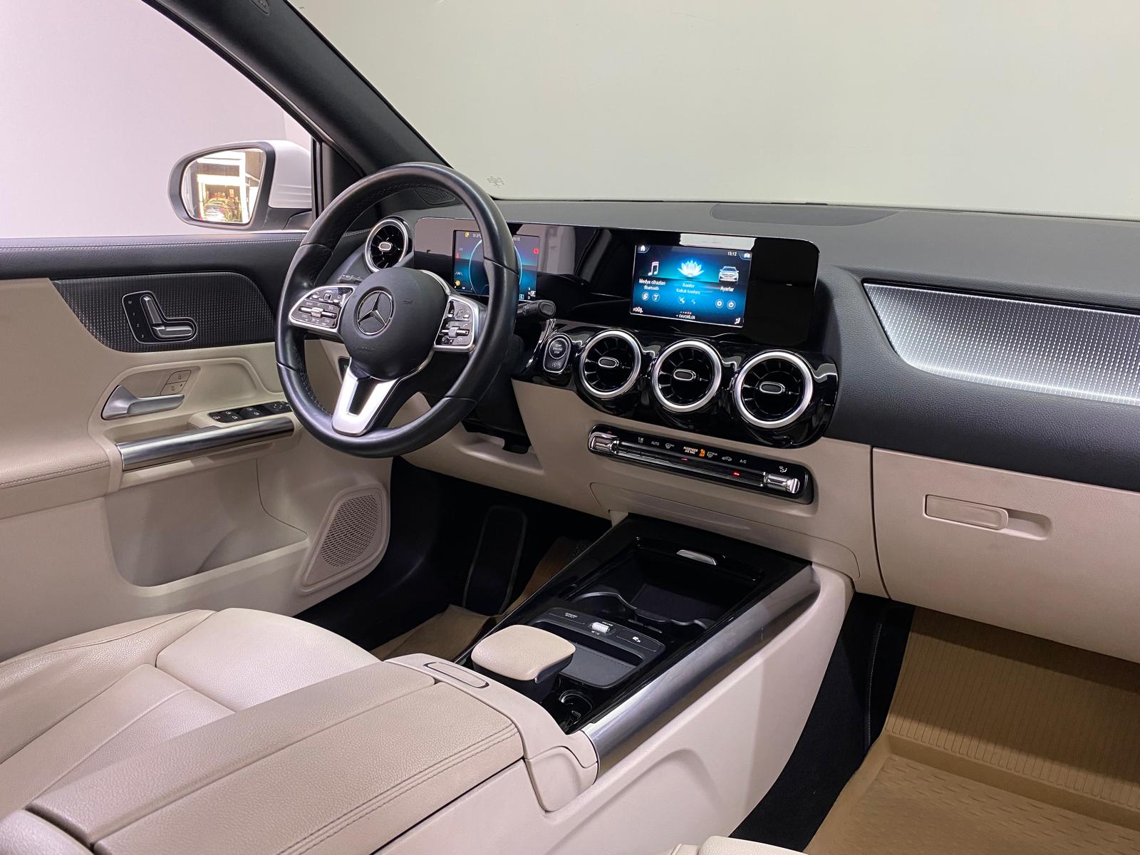MERCEDES GLA 25